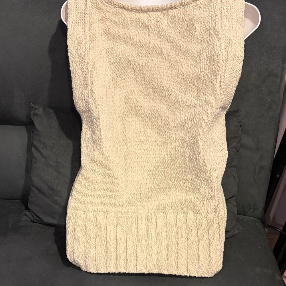 DISSH Cream 100% cotton Knit Sweater - Picture 2 of 9